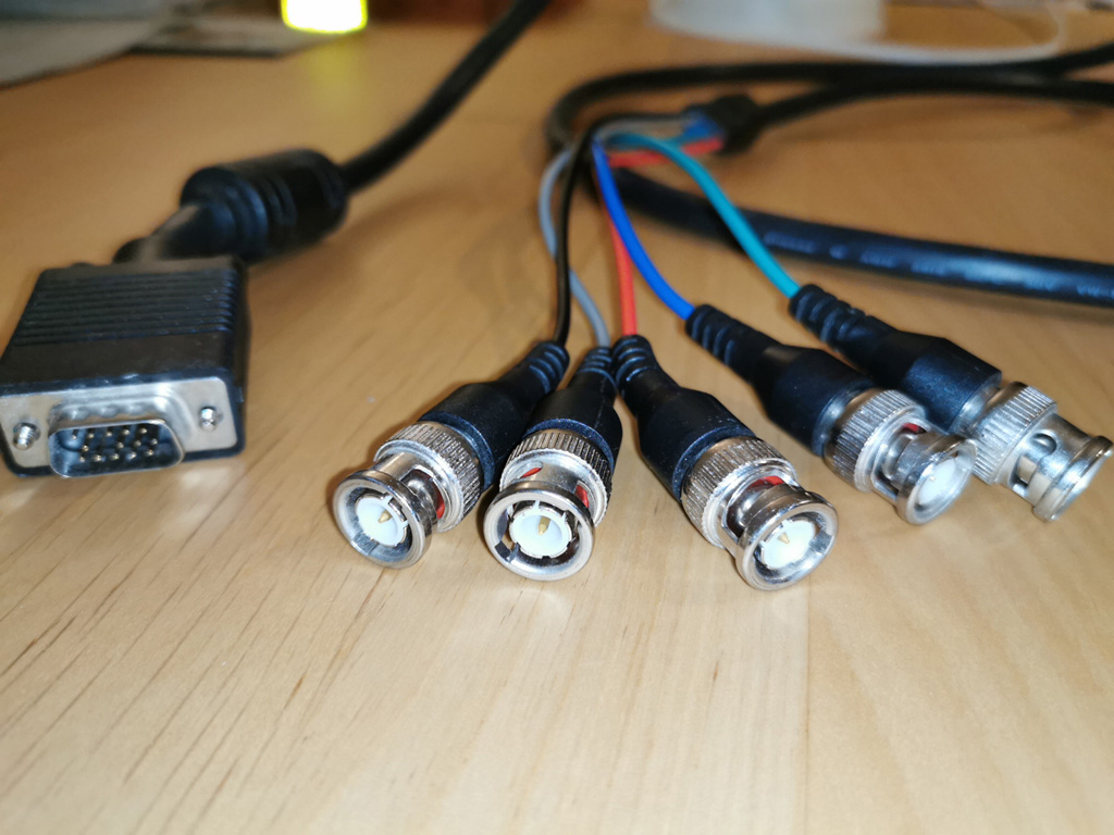 VGA-BNC-Kabel.jpg