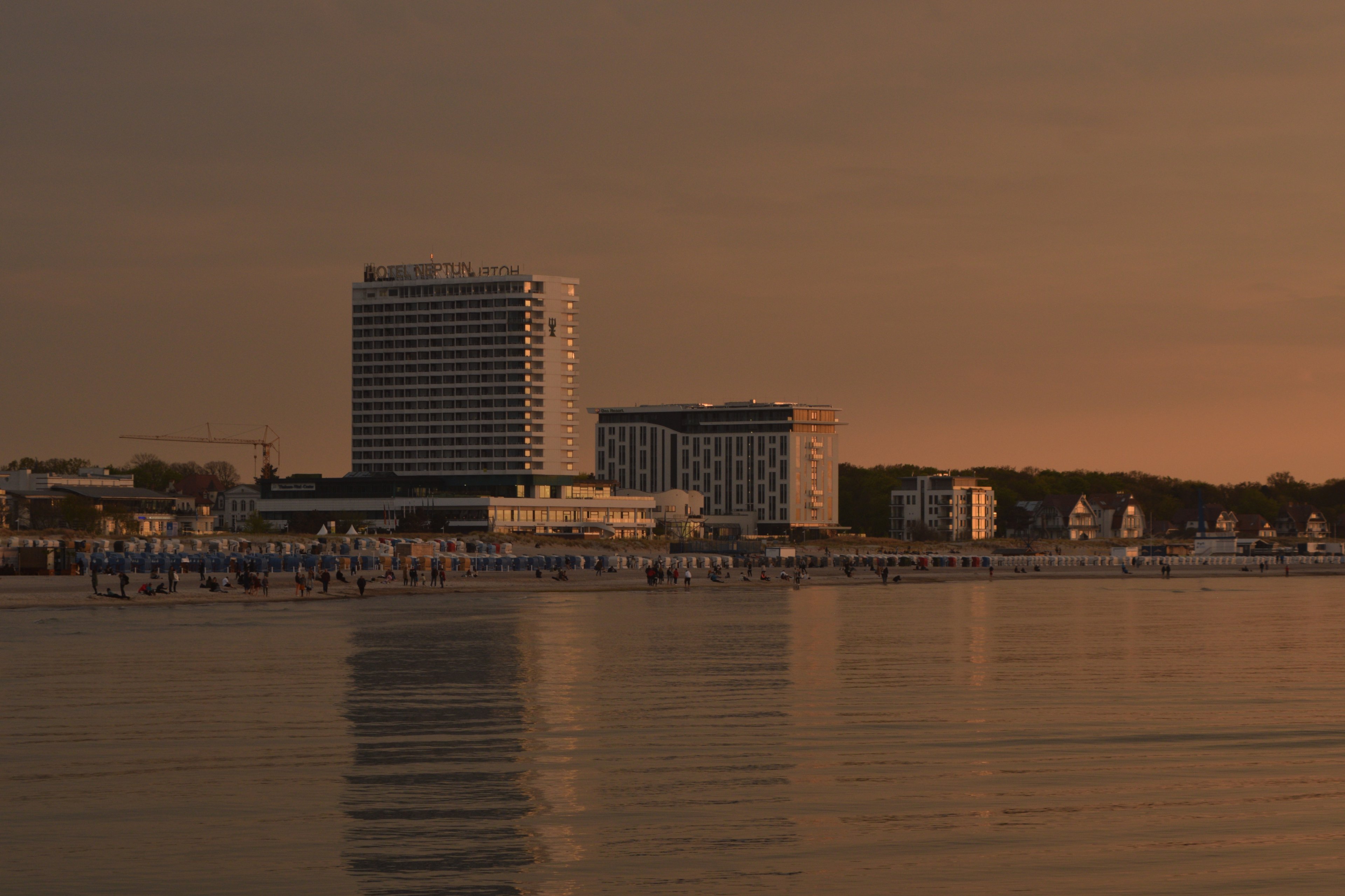 Warnemuende Abend 2022-05-06 (56).JPG