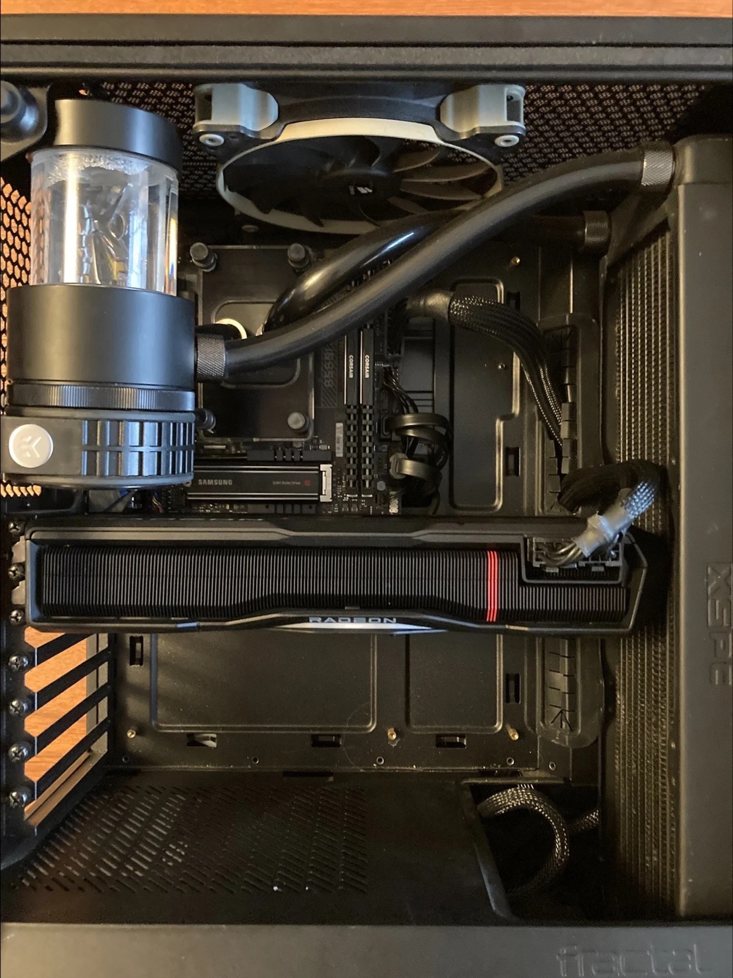 XTX_passt gerade so.jpg