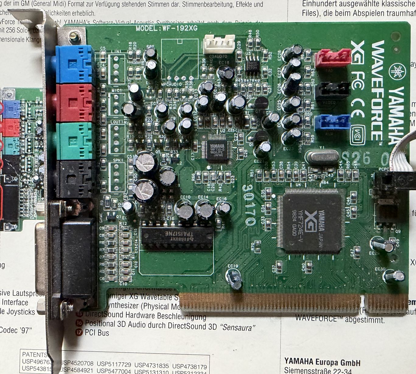 yamaha wave forve karte vorn.jpg
